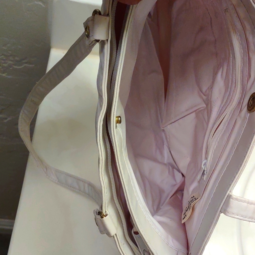 Purse - Picture 3 of 6